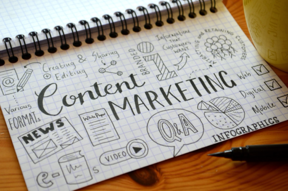 Foto mit Content-Marketing Sketch Note